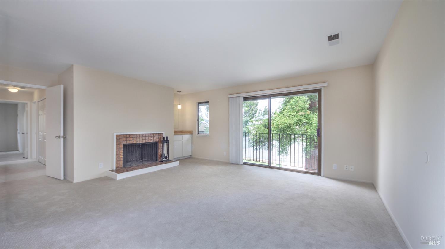 14 Scottsdale Way Novato, CA 94947 - Photo 10 of 36