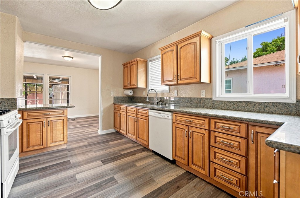 5265 Aldrich Road South Gate, CA 90280 - Photo 11 of 28 Gallery Image 11