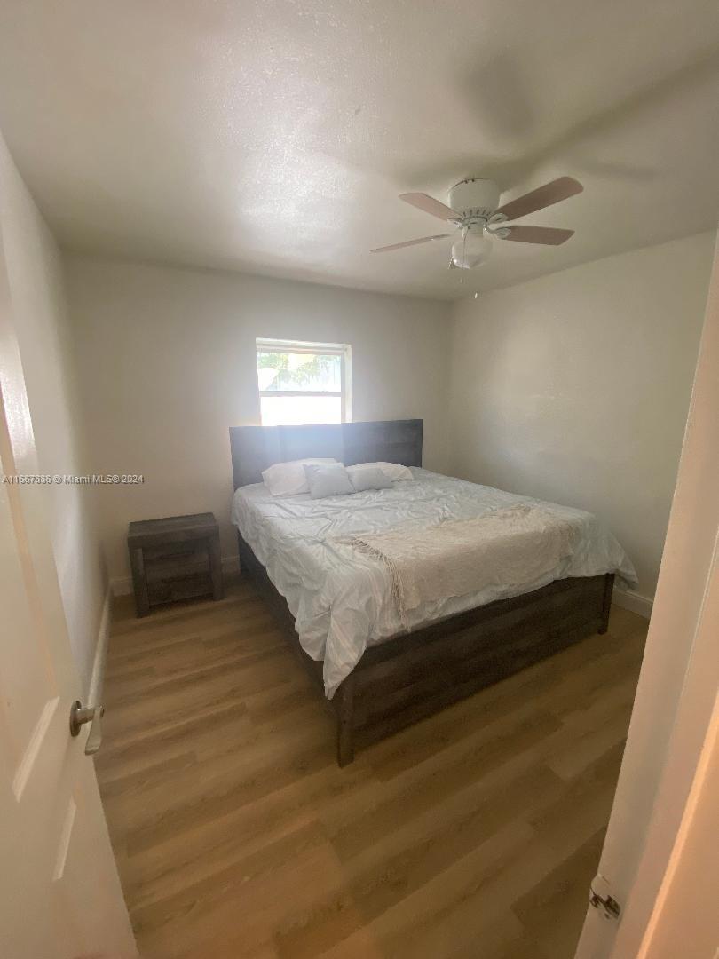 913 Foster Road Hallandale Beach, FL 33009 - Photo 11 of 12 Gallery Image 11