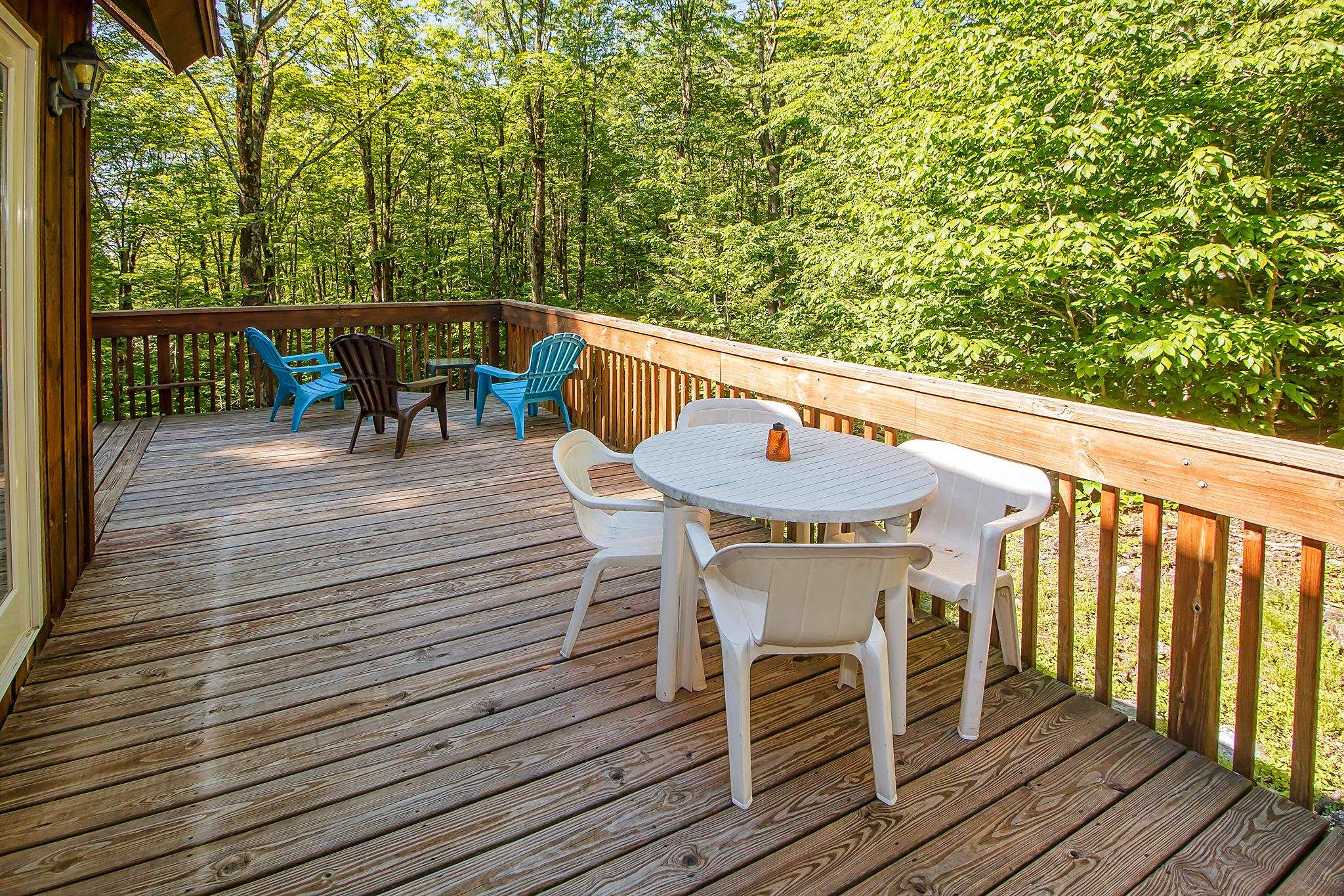 180 Binney Brook Road Wilmington, VT 05363 - Photo 18 of 23 Gallery Image 18
