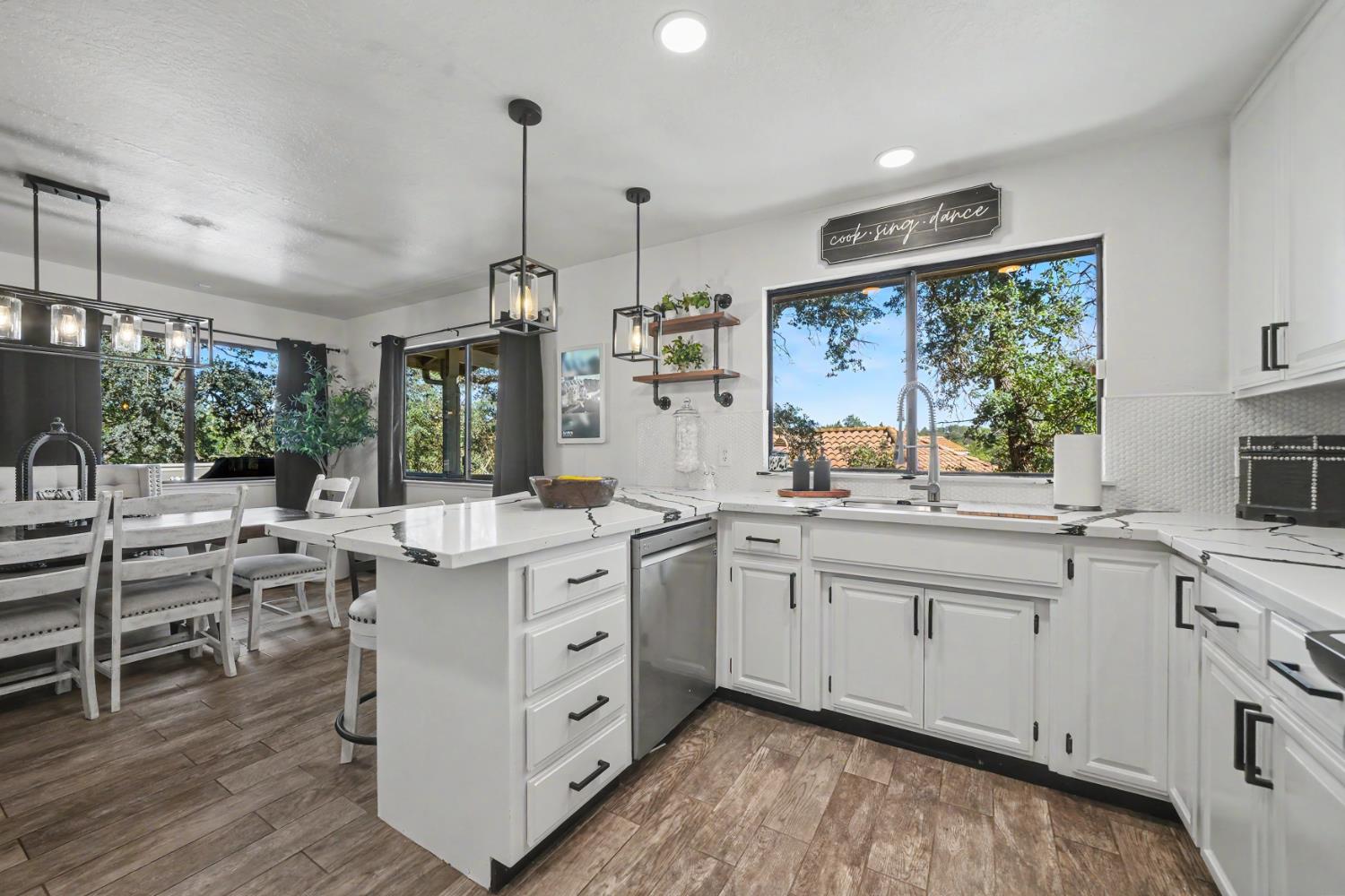 2077 Greenbriar Road Valley Springs, CA 95252 - Photo 13 of 63