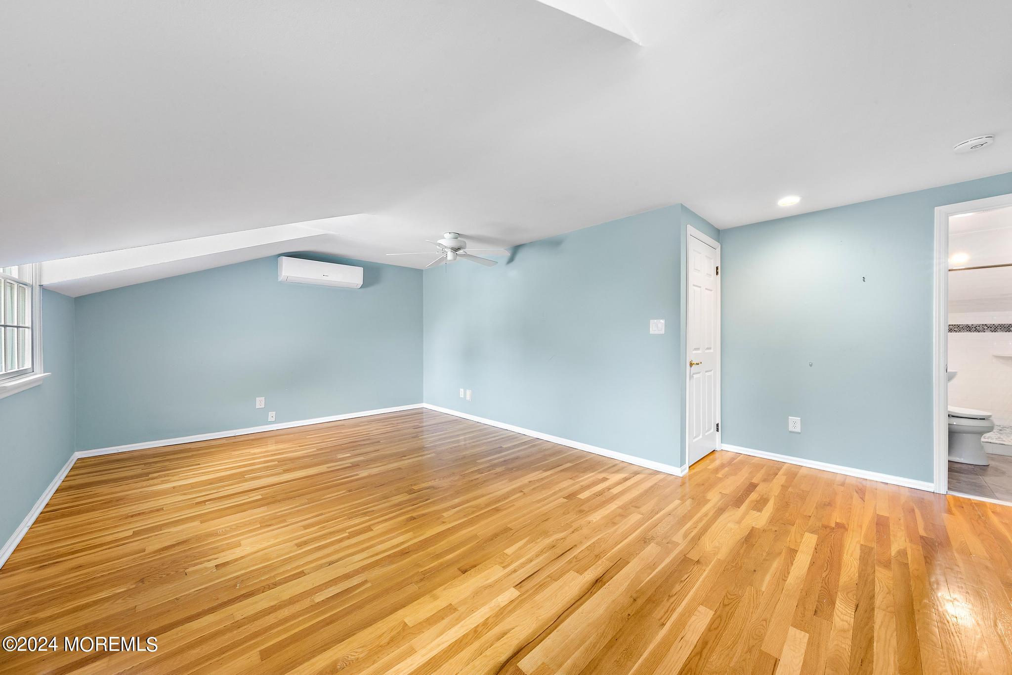 27 Ivy Hill Road Red Bank, NJ 07701 - Photo 43 of 55 Bedroom