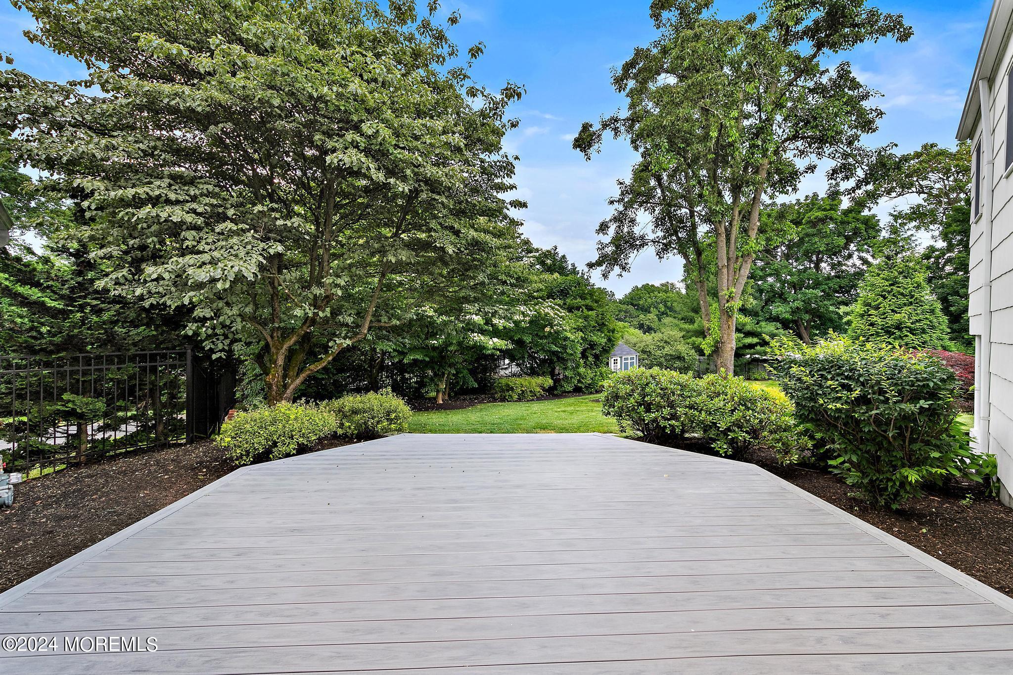 27 Ivy Hill Road Red Bank, NJ 07701 - Photo 55 of 55 a view of a backyard