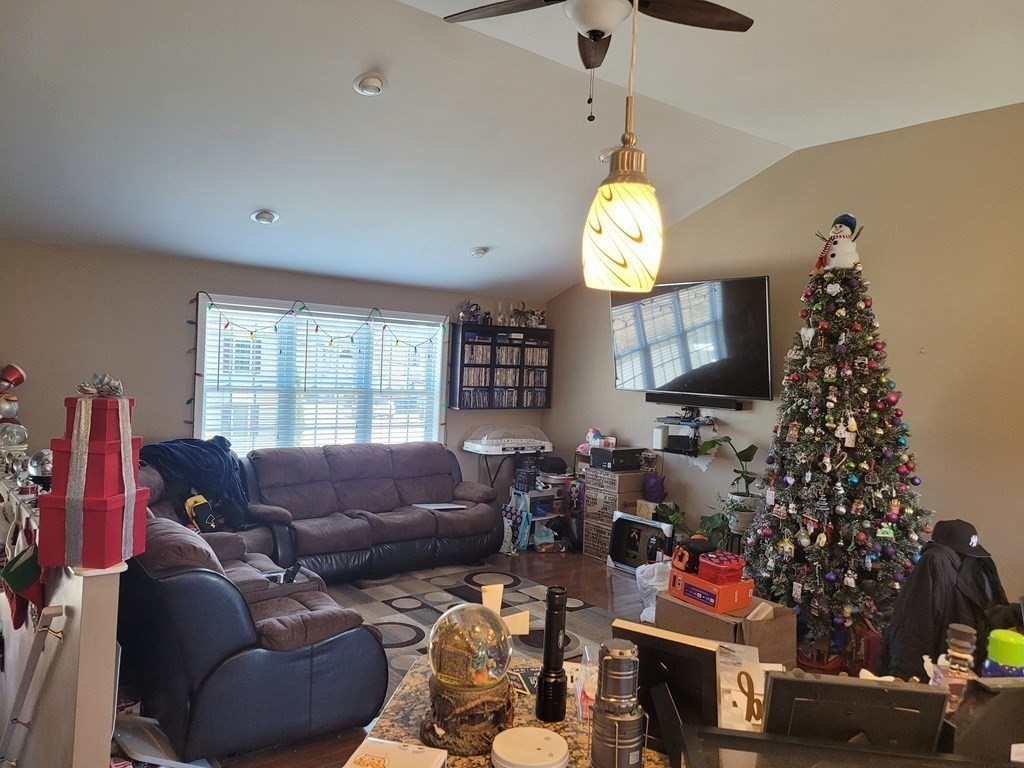 95 Frederick Street Fall River, MA 02721 - Photo 4 of 19 Gallery Image 4