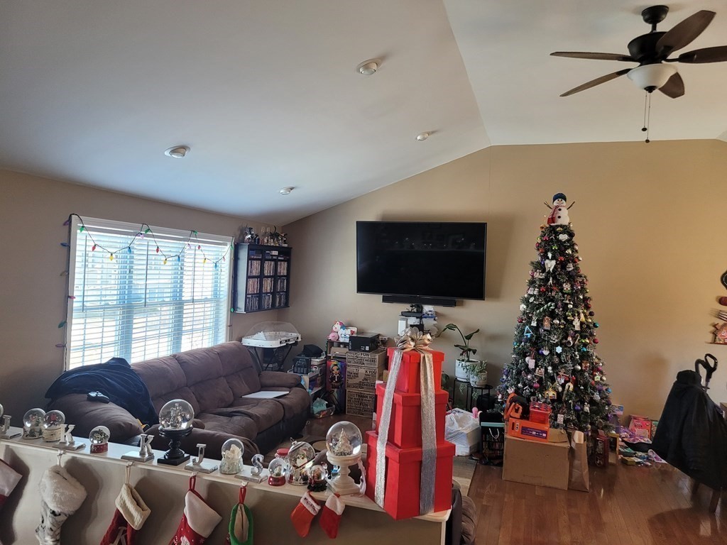 95 Frederick Street Fall River, MA 02721 - Photo 5 of 19 Gallery Image 5