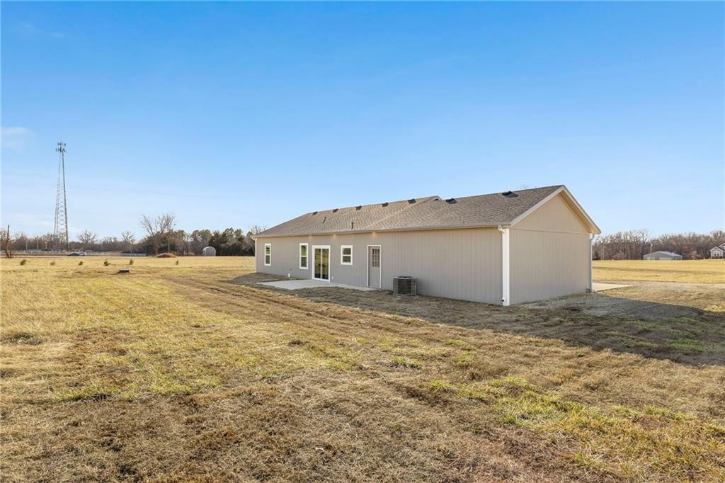 557 Northwest 1391st Road Holden, MO 64040 - Photo 37 of 55