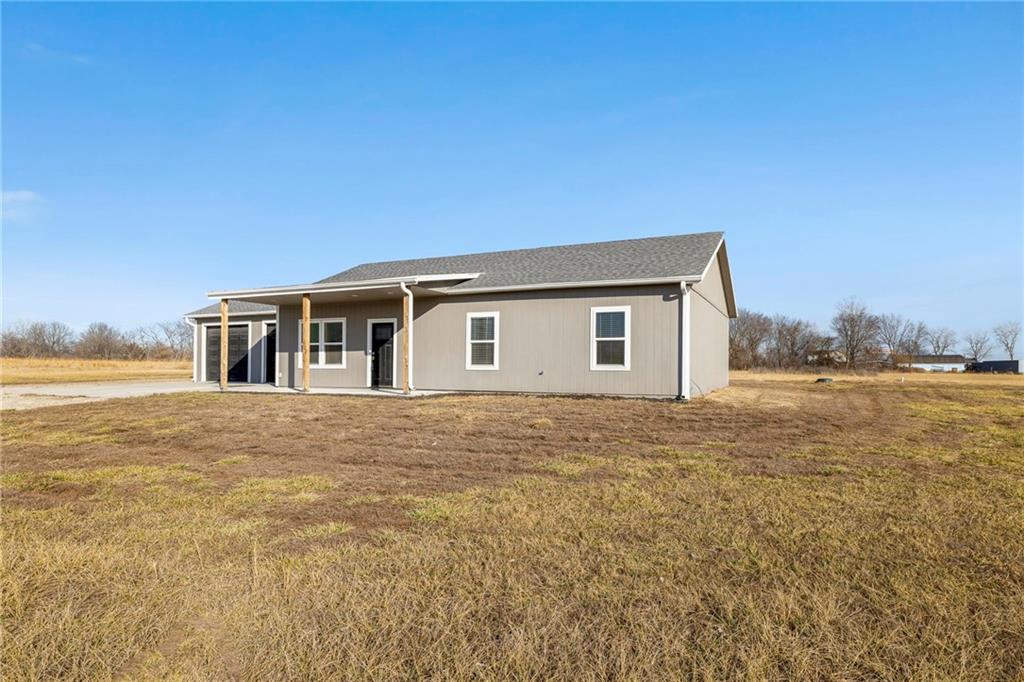 557 Northwest 1391st Road Holden, MO 64040 - Photo 4 of 55