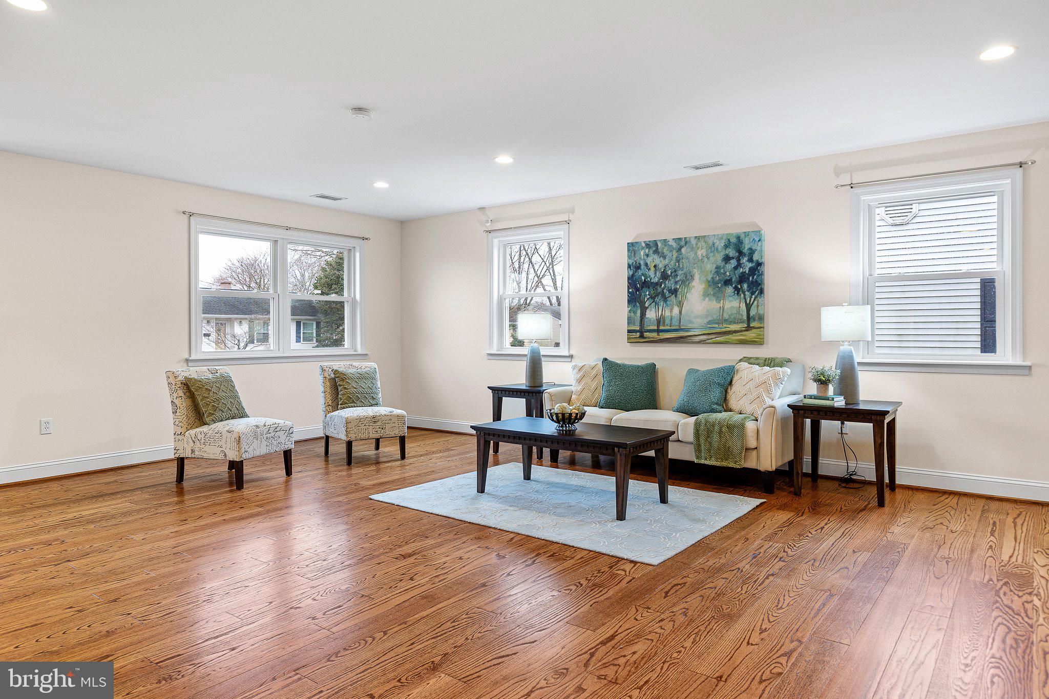 102 Kingswood Road Newark, DE 19713 - Photo 4 of 25 Family Room
