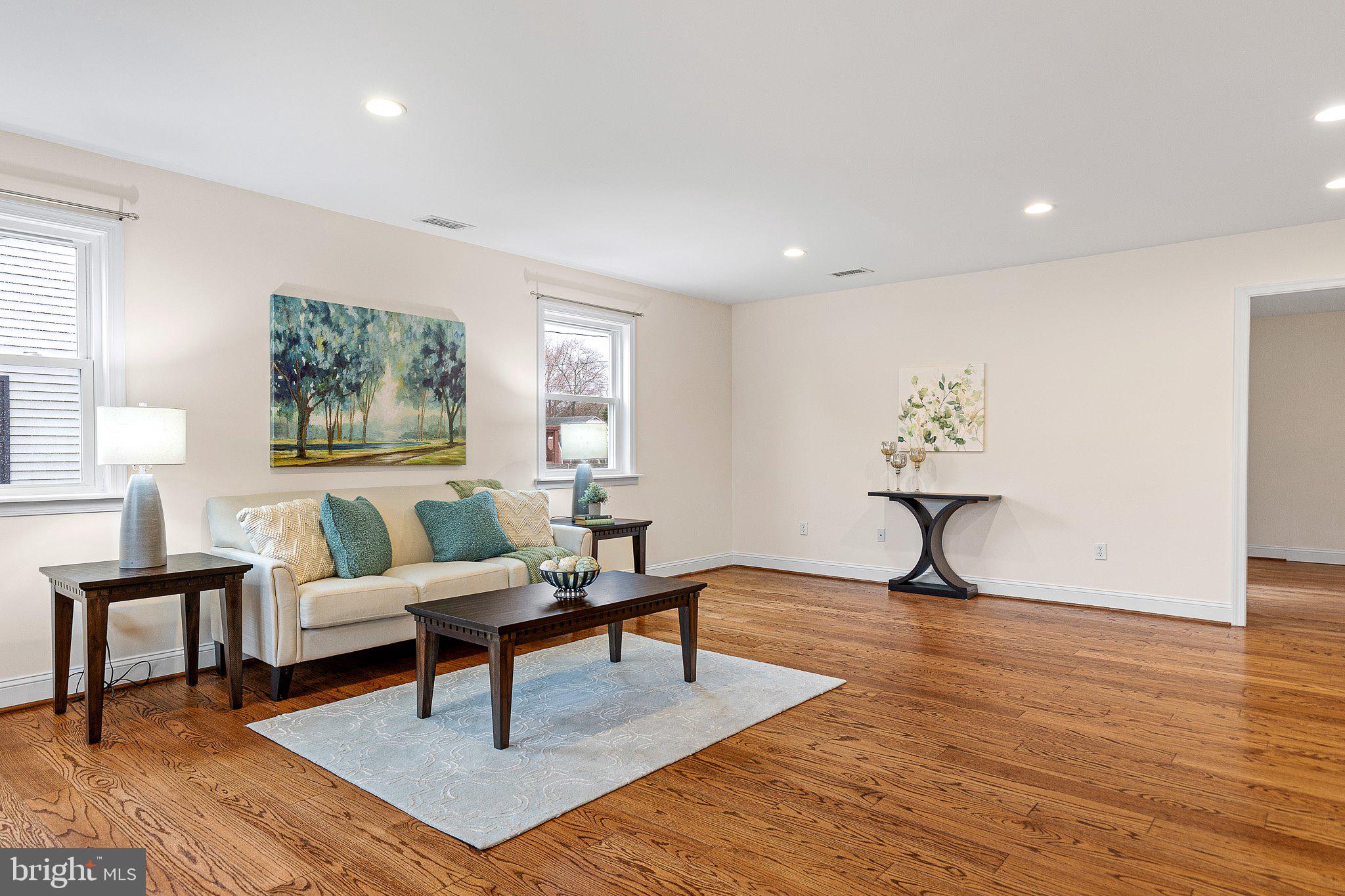 102 Kingswood Road Newark, DE 19713 - Photo 5 of 25 Family Room