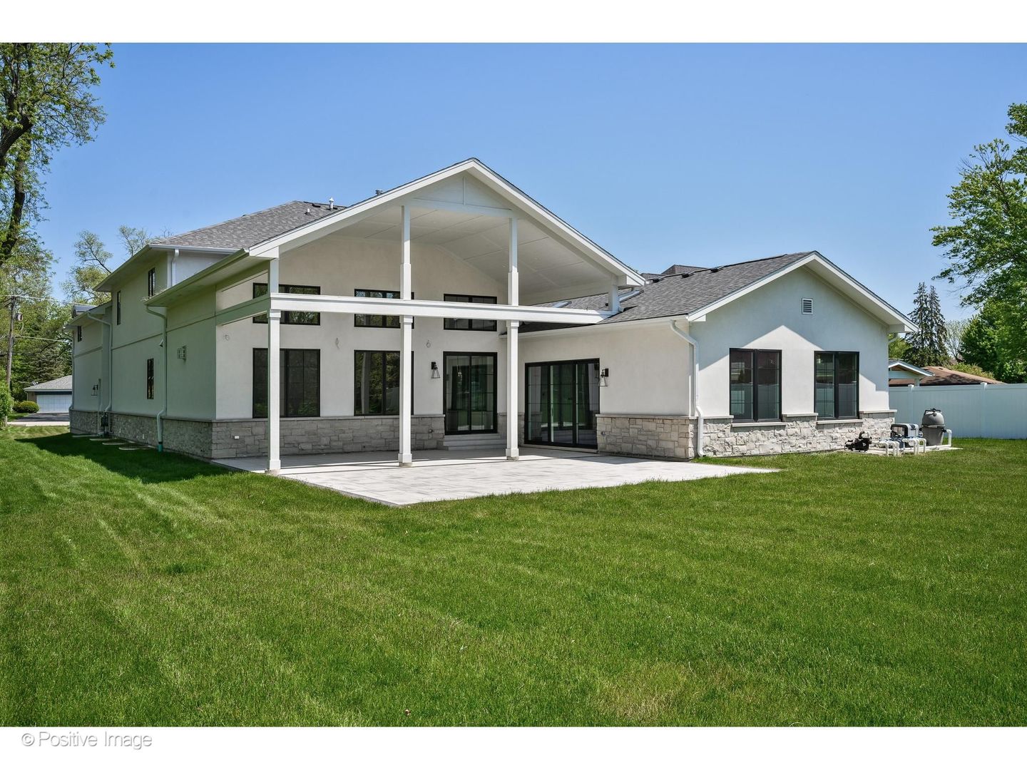 1851 Oakwood Road Northbrook, IL 60062 - Photo 45 of 56