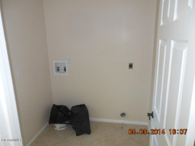 7069 Bayfront Road Cocoa, FL 32927 - Photo 14 of 16 DSCN9838