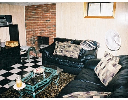 14 Appleton Road Wakefield, MA 01880 - Photo 6 of 11 Gallery Image 6
