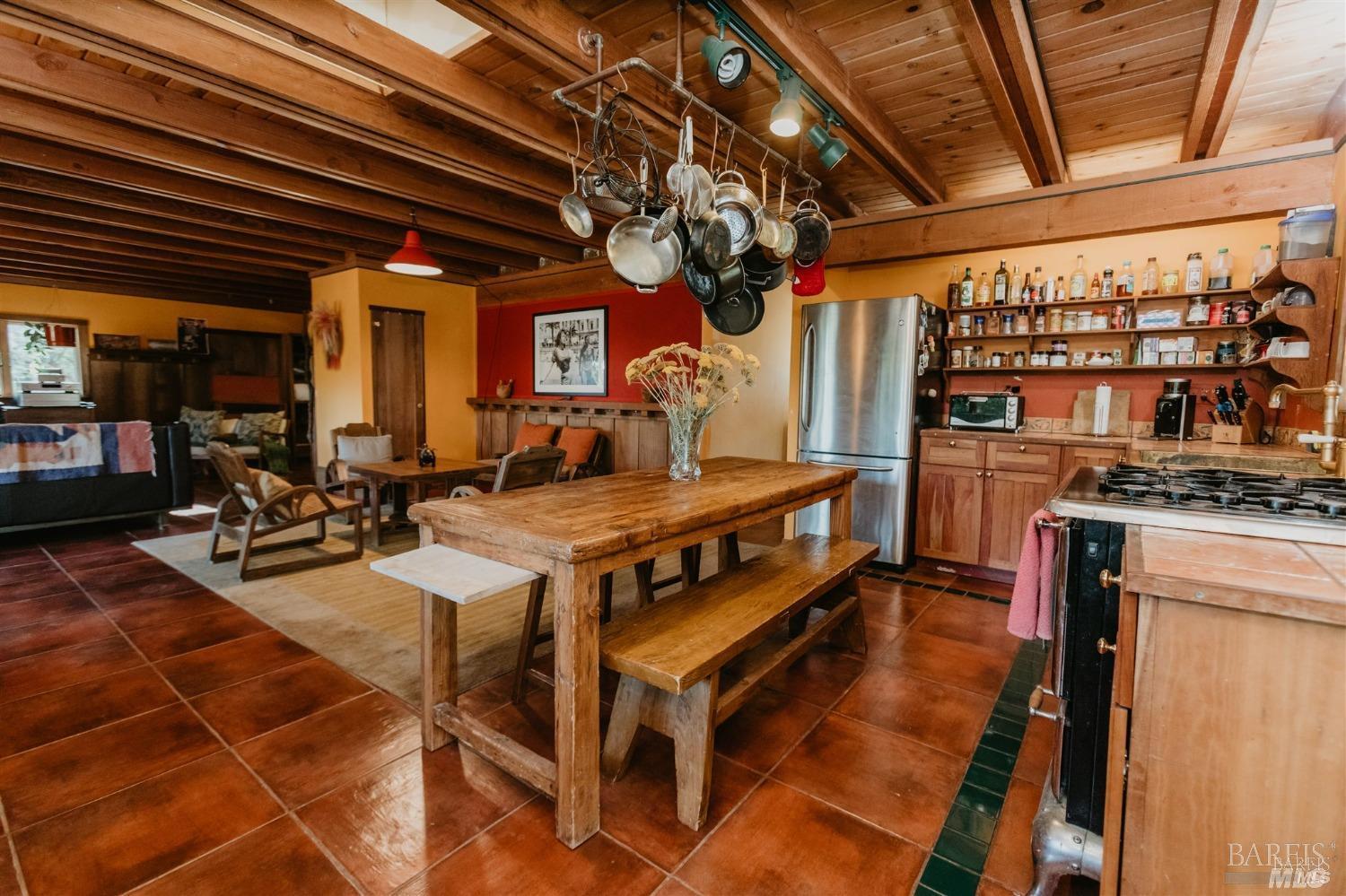 49100 Wickersham Road Geyserville, CA 95441 - Photo 28 of 98 a view of a chairs and tables in patio