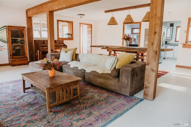 $995,000 | 49100 Wickersham Road, Geyserville, CA 95441