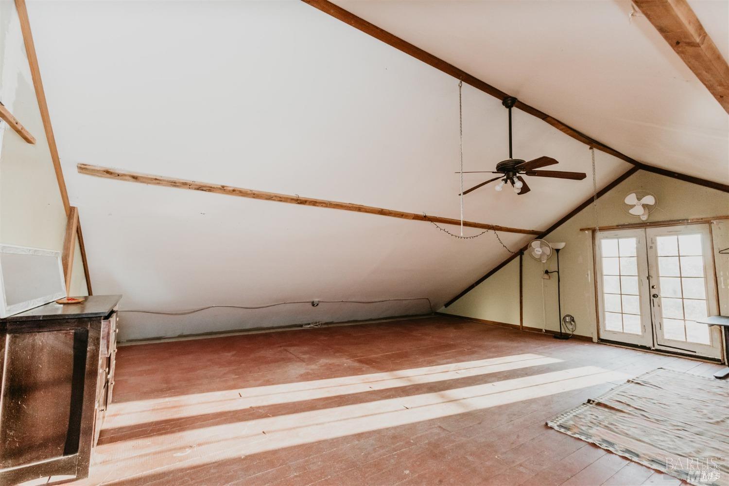 49100 Wickersham Road Geyserville, CA 95441 - Photo 75 of 98 a view of an empty room with a window