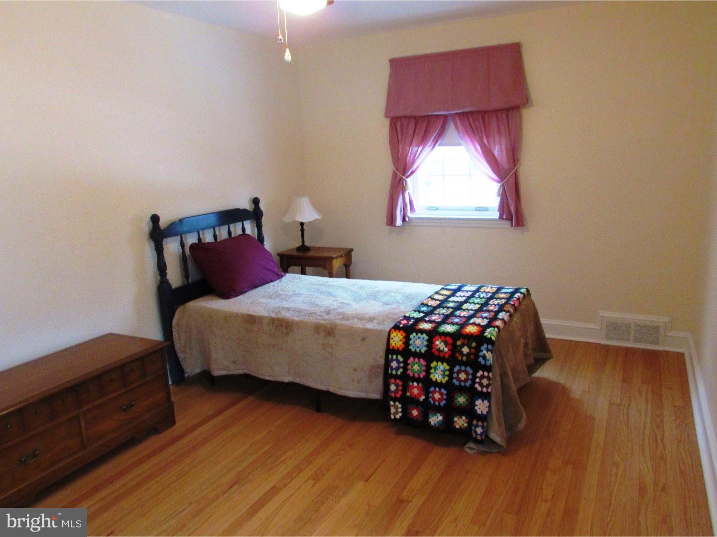 407 Yale Road Haddon Township, NJ 08033 - Photo 17 of 24 Bedroom 3