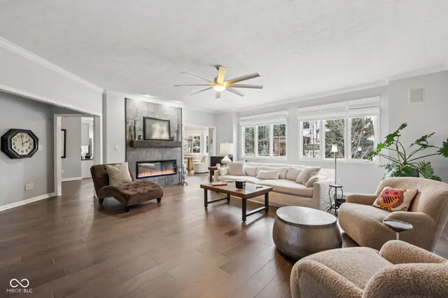 $975,000 | 2725 Matt Court, Carmel, IN 46033