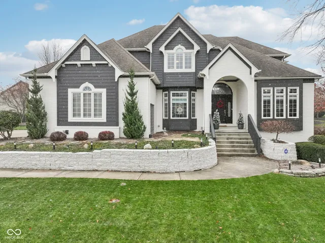 $975,000 | 2725 Matt Court, Carmel, IN 46033