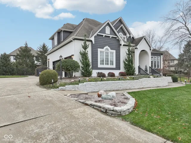 $975,000 | 2725 Matt Court, Carmel, IN 46033
