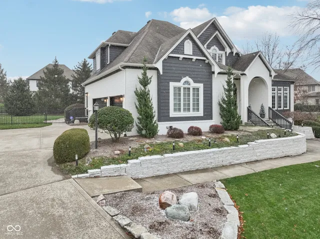 $975,000 | 2725 Matt Court, Carmel, IN 46033