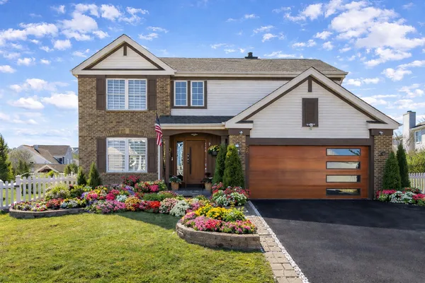 $928,000 | 55 Willow Road, Wheeling, IL 60090