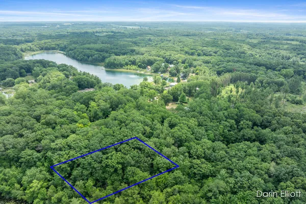 $79,900 | 2187 Shawnee Trail Northwest, Stanton, MI 48888