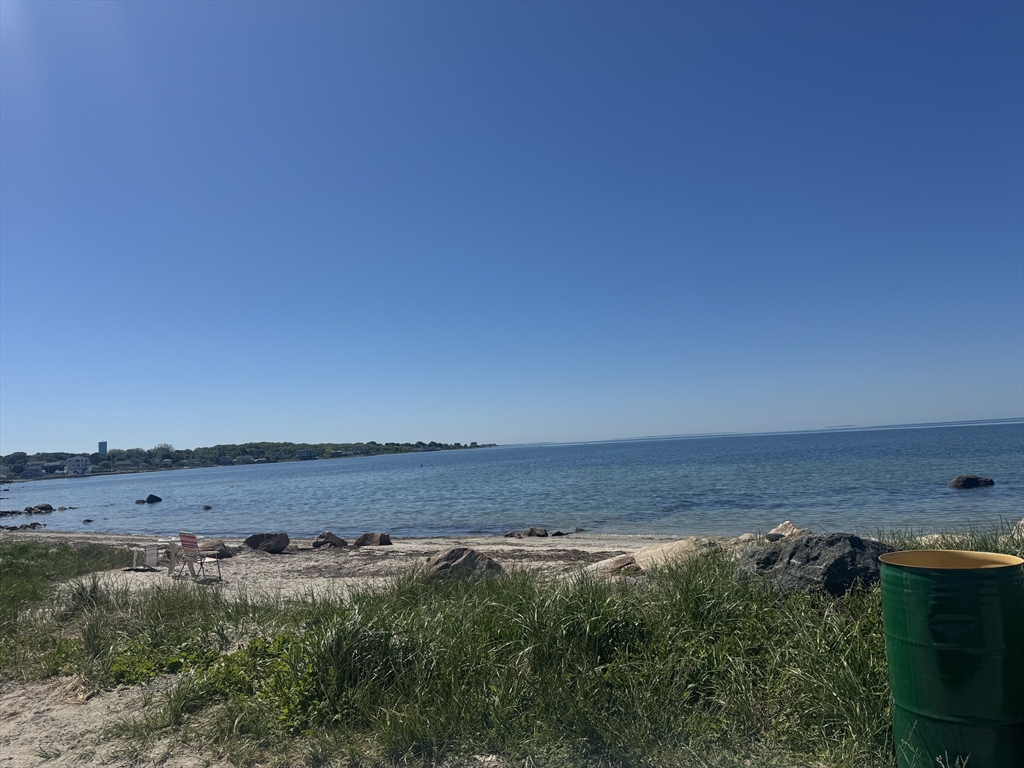 35 Point Street Fairhaven, MA 02719 - Photo 12 of 36