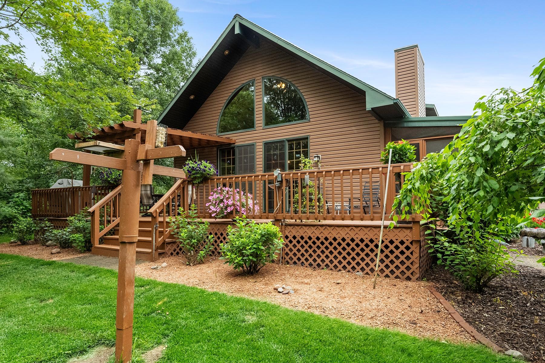 2909 North Pelican Lake Road Rhinelander, WI 54501 - Photo 2 of 45 Gallery Image 2