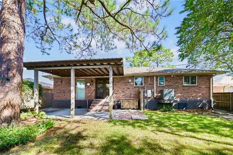 $330,000 | 2104 Belmont Place, Metairie, LA 70001
