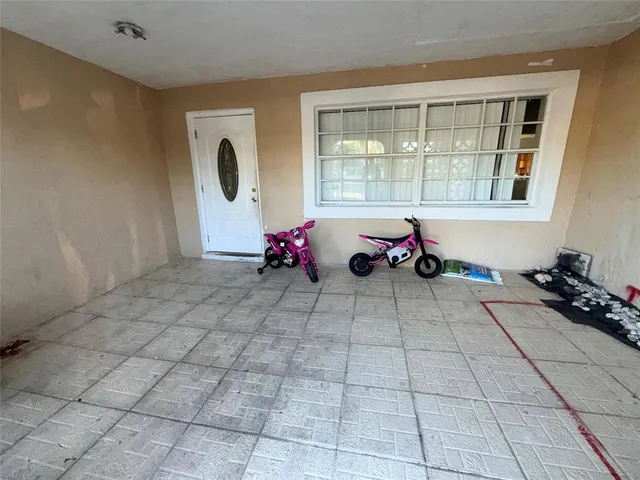 $450,000 | 8900 Northwest 26th Place, Sunrise, FL 33322