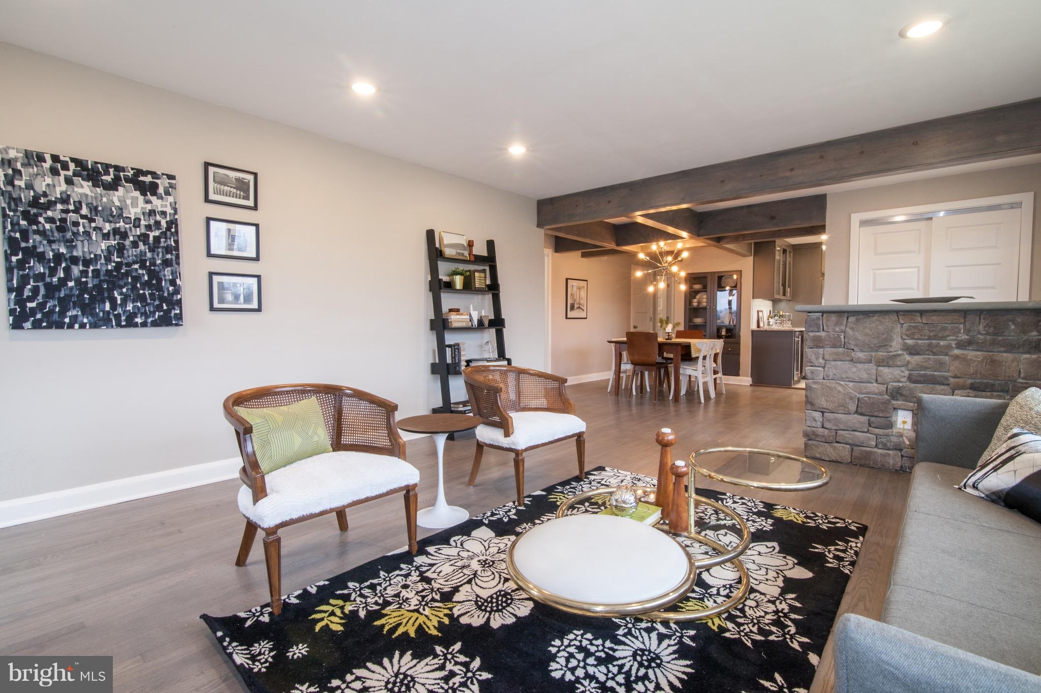 201 Davis Road Street, MD 21154 - Photo 5 of 28 Living Room