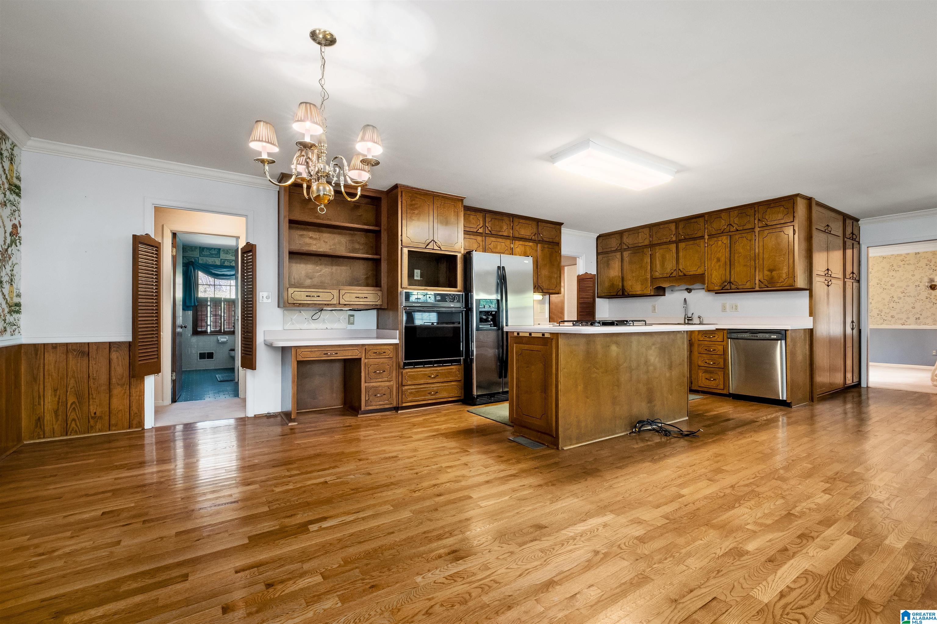 2221 Tal Brook Road Birmingham, AL 35216 - Photo 10 of 25