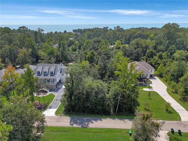 $215,000 | 1536 Madison Street, Mandeville, LA 70448