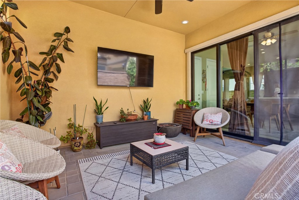20667 West Beech Porter Ranch, CA 91326 - Photo 11 of 60