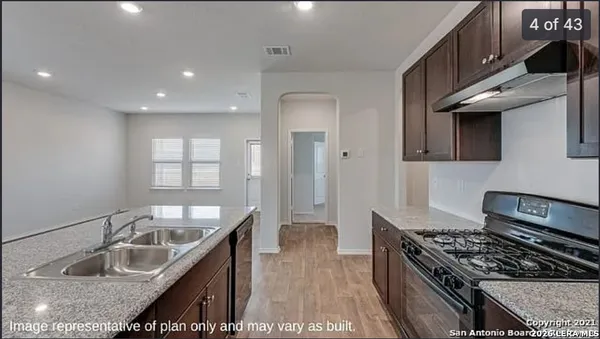 $2,200 | 5812 Bailey Downs, San Antonio, TX 78245