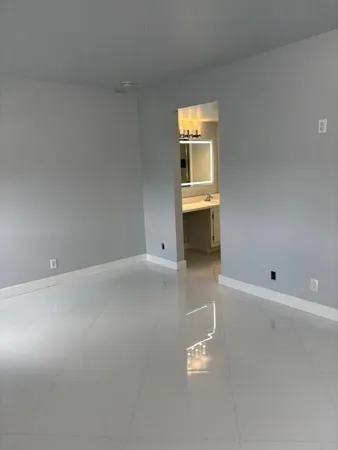 $2,400 | 1811 Sabal Palm Drive, Unit 405, Davie, FL 33324