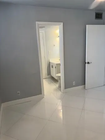 $2,400 | 1811 Sabal Palm Drive, Unit 405, Davie, FL 33324