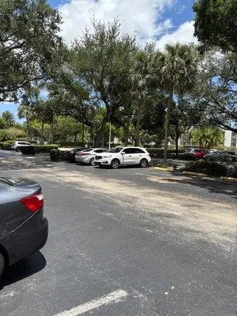 $2,400 | 1811 Sabal Palm Drive, Unit 405, Davie, FL 33324