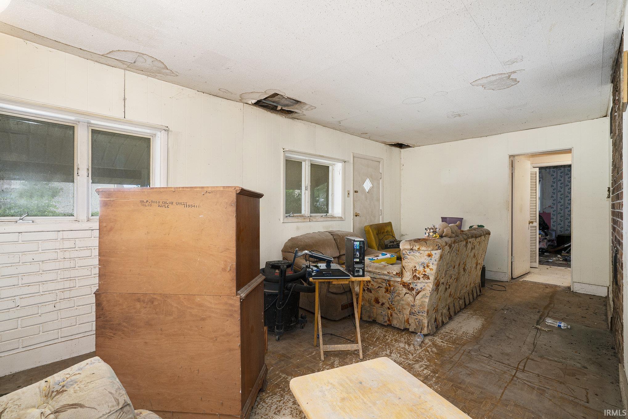 55619 Birch Road Osceola, IN 46561 - Photo 3 of 18 Gallery Image 3