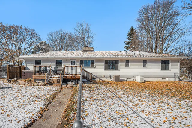 $335,000 | 19596 Capital Avenue Northeast, Battle Creek, MI 49017