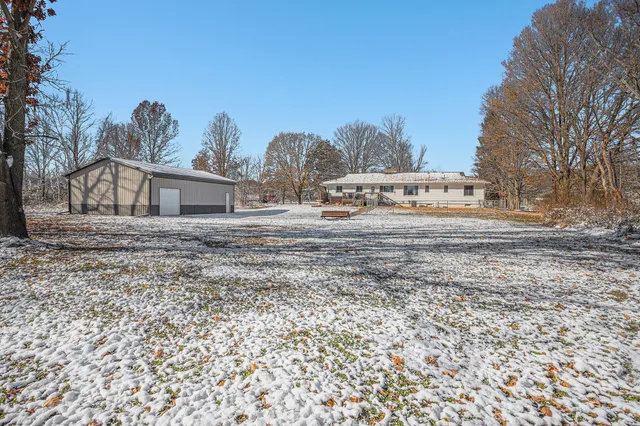 $335,000 | 19596 Capital Avenue Northeast, Battle Creek, MI 49017