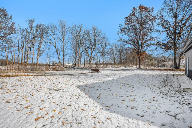 $335,000 | 19596 Capital Avenue Northeast, Battle Creek, MI 49017