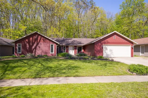 $324,724 | 522 Merrimak Drive, Berea, OH 44017