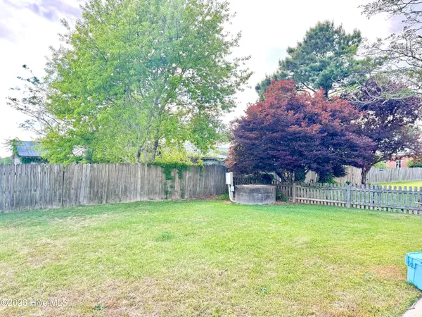 $1,450 | 108 Iron Creek Commons, Washington, NC 27889