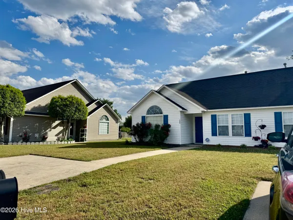 $1,450 | 108 Iron Creek Commons, Washington, NC 27889