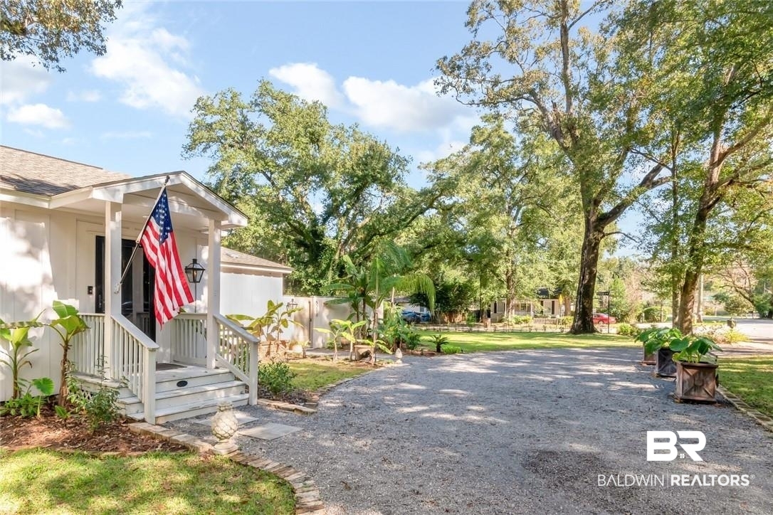 5200 Border Drive South Mobile, AL 36608 - Photo 21 of 26 View of yard