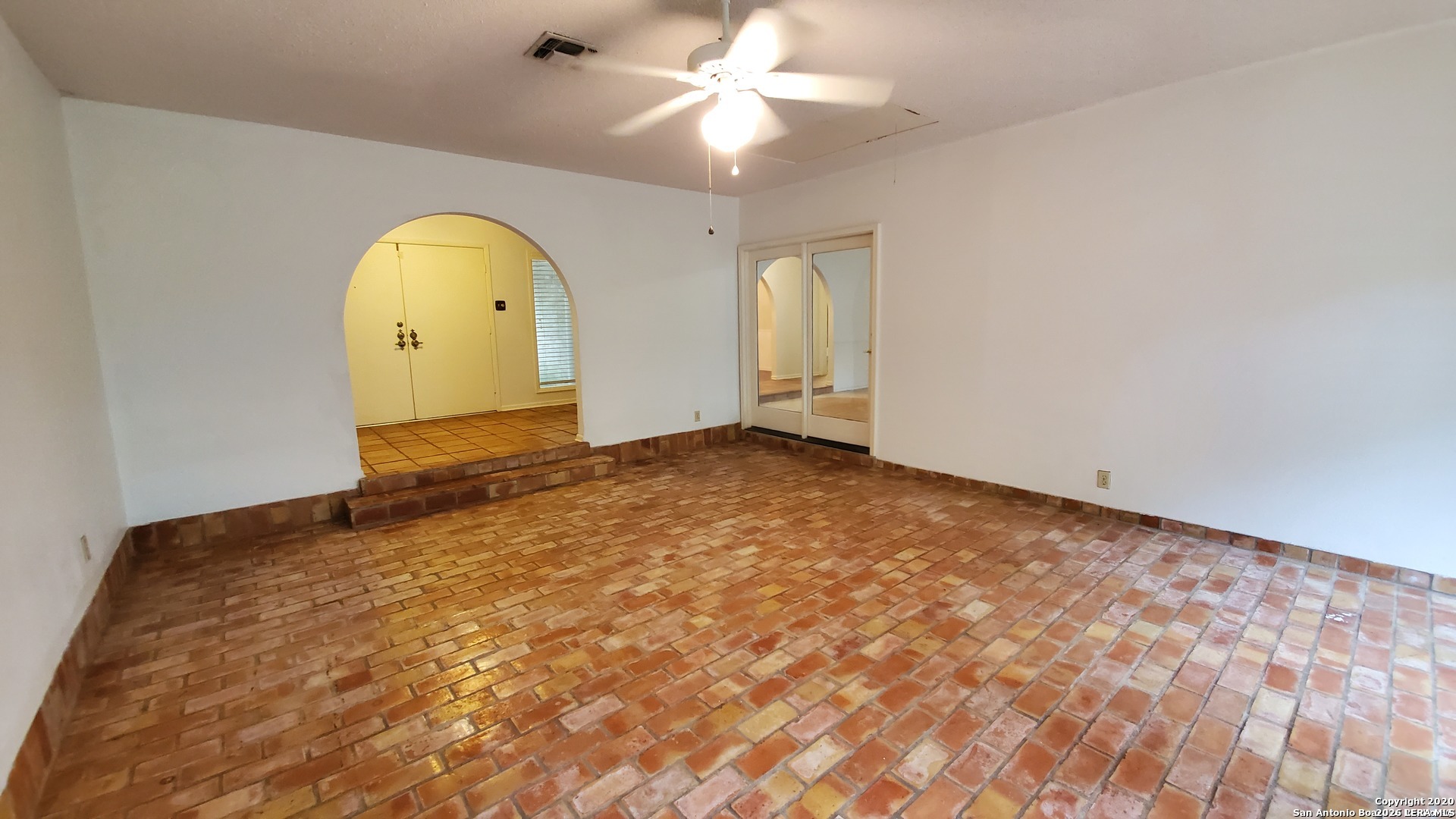 9349 Blazing Star Trail Garden Ridge, TX 78266 - Photo 13 of 55