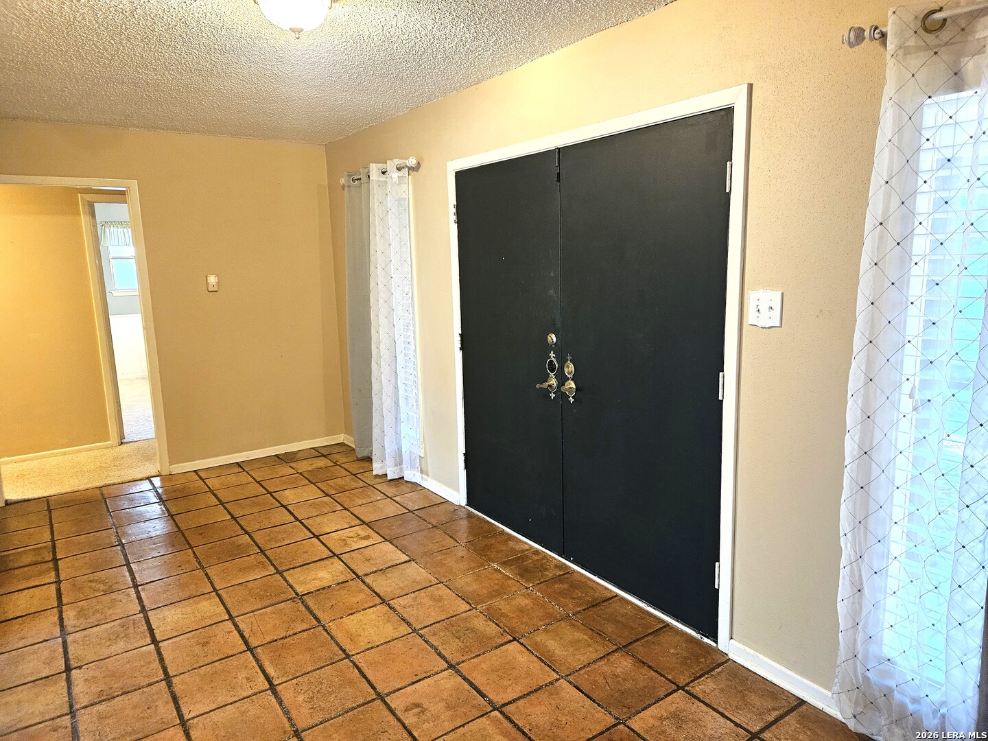 9349 Blazing Star Trail Garden Ridge, TX 78266 - Photo 8 of 55