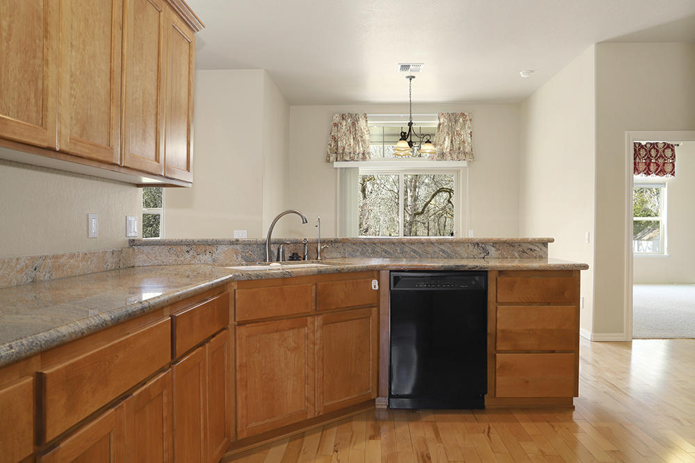 2085 Stringer Gap Road Grants Pass, OR 97527 - Photo 8 of 43 6