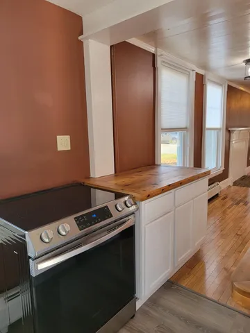 $299,000 | 207 Silver Street, Bennington, VT 05201